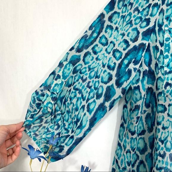 Covington Petite Women's Blue White Aqua V-Neck Button Down 3/4 Sleeve Blouse - Picture 6 of 12